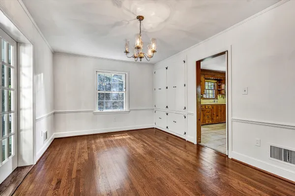 $589,000 | 3010 Rosalind Avenue Southwest, Roanoke, VA 24014