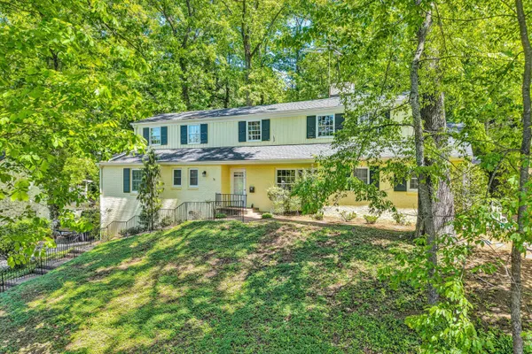 $589,000 | 3010 Rosalind Avenue Southwest, Roanoke, VA 24014