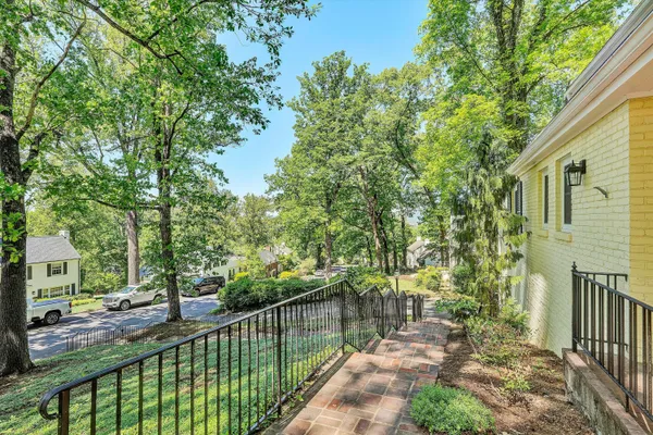 $589,000 | 3010 Rosalind Avenue Southwest, Roanoke, VA 24014