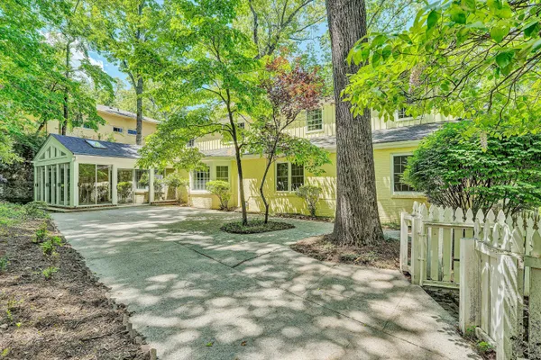 $589,000 | 3010 Rosalind Avenue Southwest, Roanoke, VA 24014