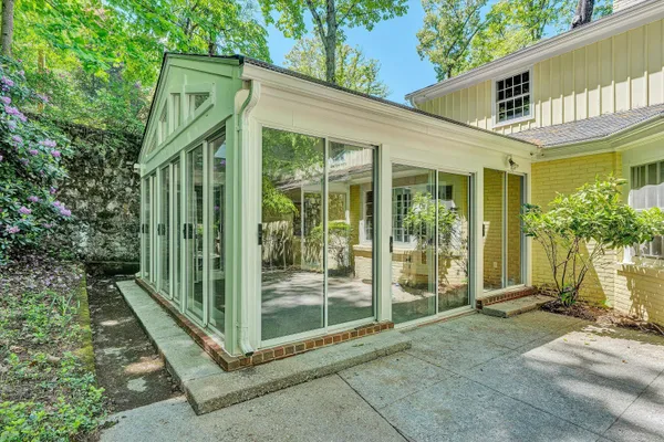 $589,000 | 3010 Rosalind Avenue Southwest, Roanoke, VA 24014
