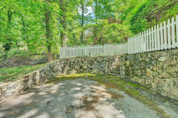 $589,000 | 3010 Rosalind Avenue Southwest, Roanoke, VA 24014