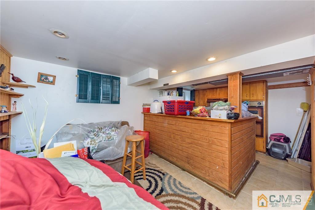 1486 Cherokee Road North Brunswick, NJ 08902 - Photo 16 of 25 Gallery Image 16