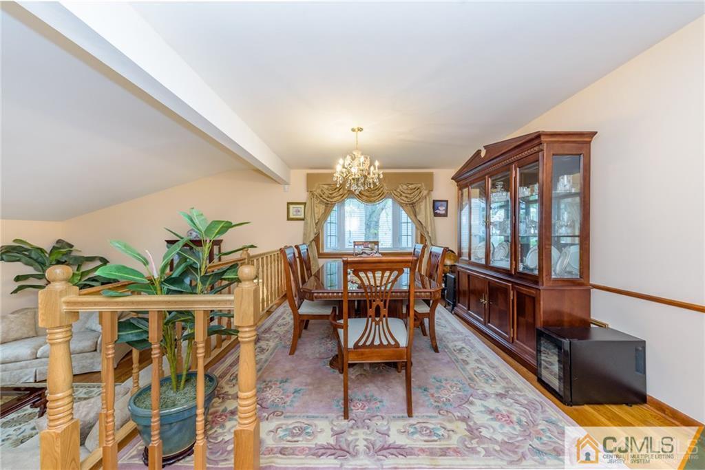 1486 Cherokee Road North Brunswick, NJ 08902 - Photo 8 of 25 Gallery Image 8