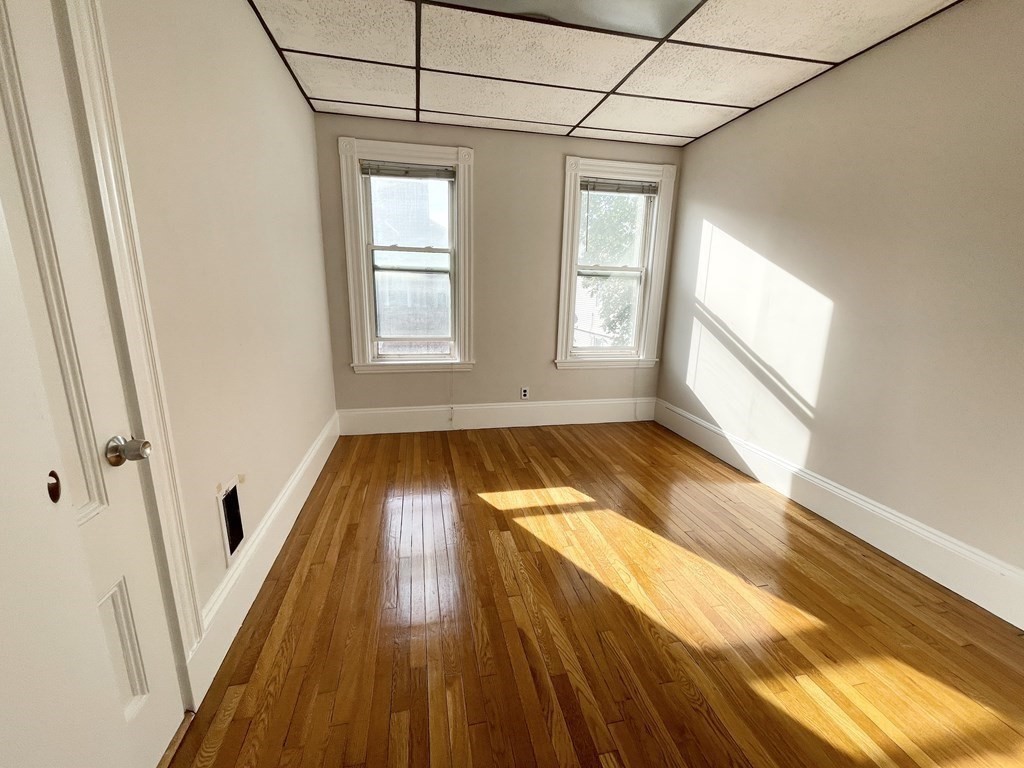 26-28 Harbor View Street, Unit 2 Boston, MA 02125 - Photo 19 of 20