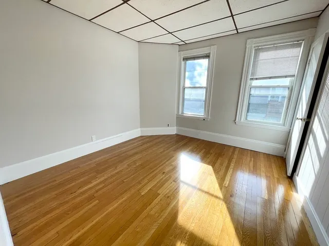 $3,900 | 26-28 Harbor View Street, Unit 2, Boston, MA 02125