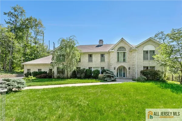 $1,475,000 | 60 Evergreen Lane, Watchung, NJ 07069