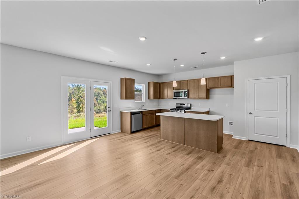 5061 Fallmeade Road Kernersville, NC 27284 - Photo 11 of 38 Gallery Image 11