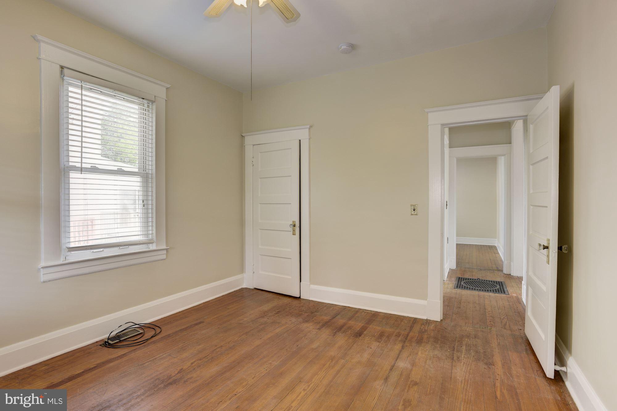 903 Arran Road Baltimore, MD 21239 - Photo 19 of 40 Master bedroom