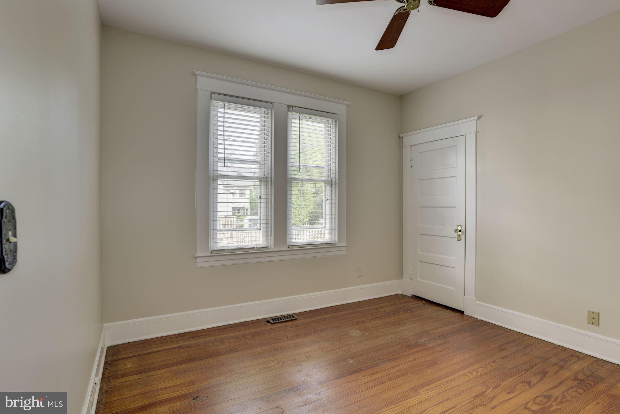 903 Arran Road Baltimore, MD 21239 - Photo 22 of 40 Bedroom two