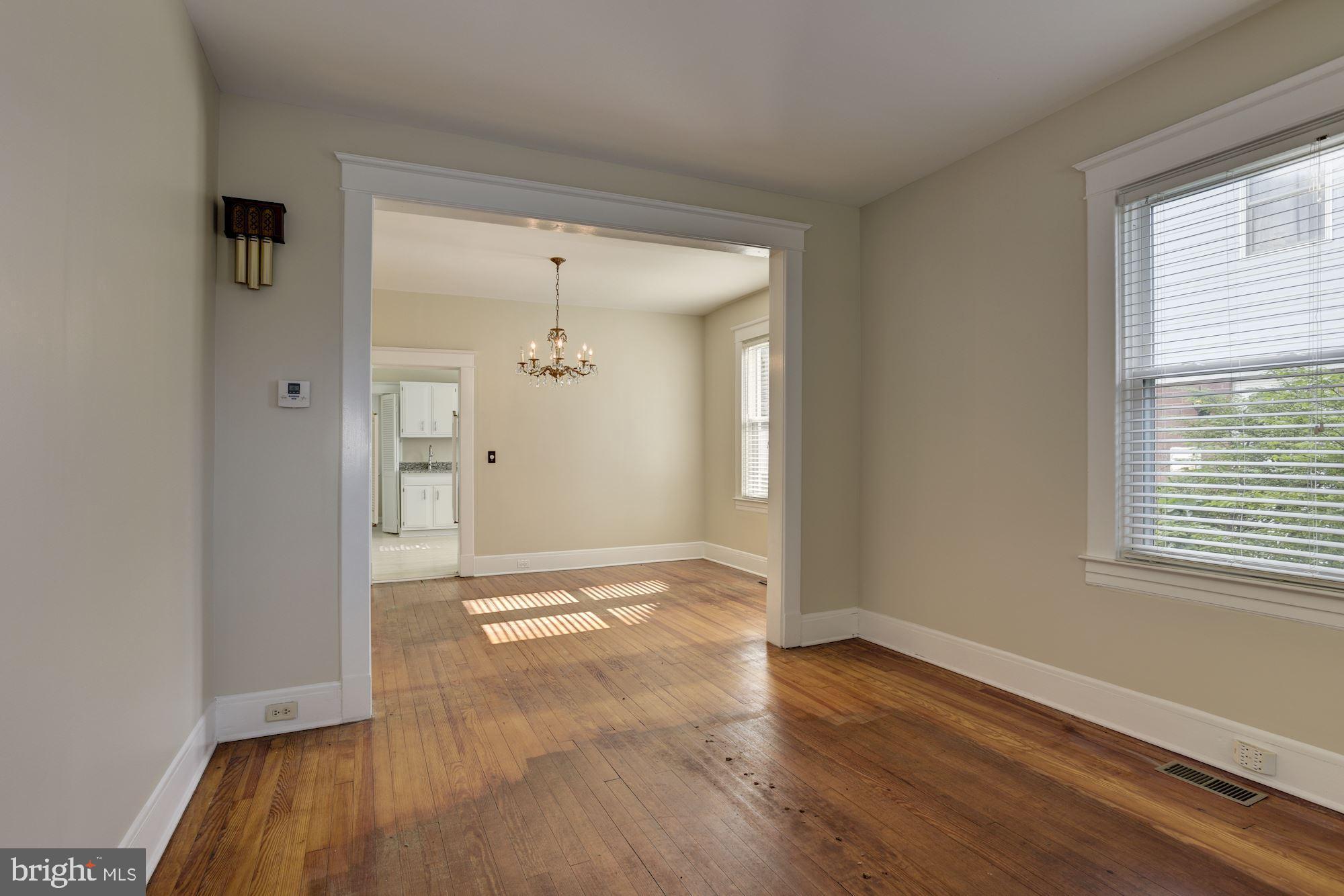 903 Arran Road Baltimore, MD 21239 - Photo 6 of 40 High ceilings. Lots of light