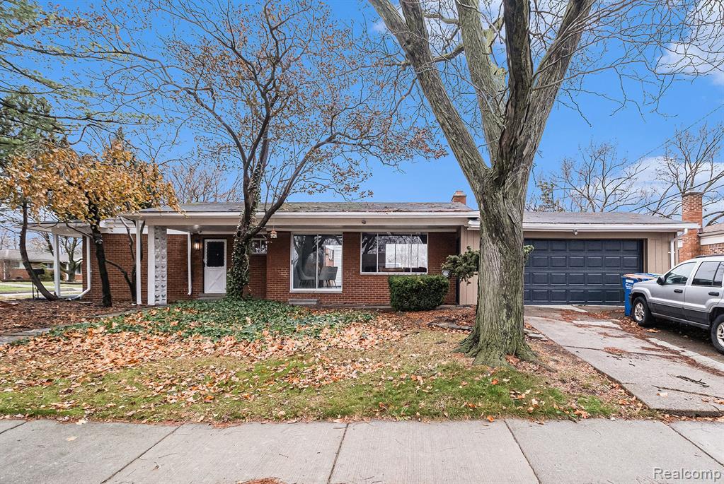 27112 Merideth Drive Warren, MI 48092 - Photo 3 of 26 Gallery Image 3