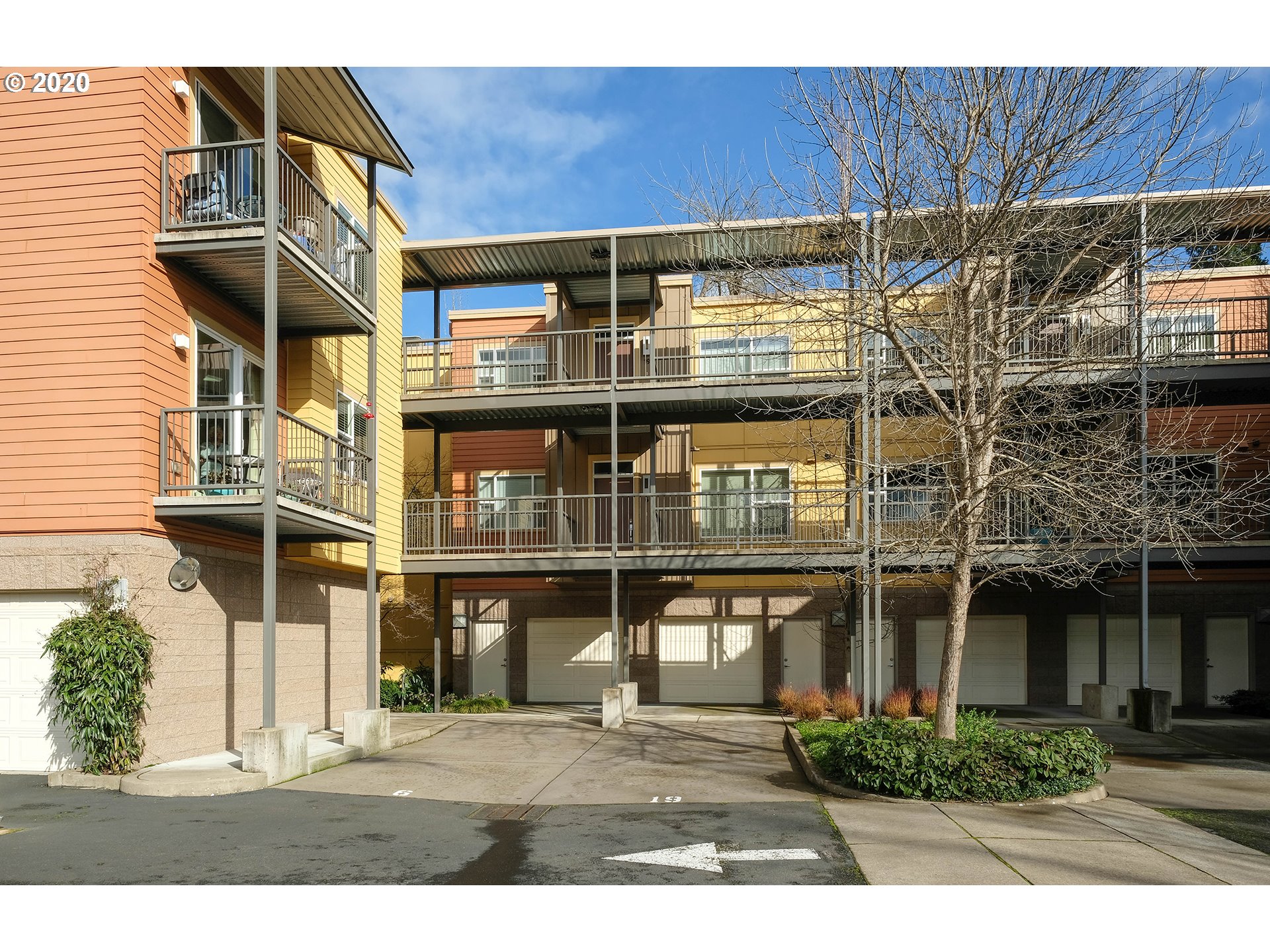 347 Rustic Place, Unit 6 Eugene, OR 97401 - Photo 1 of 32 Gallery Image 1