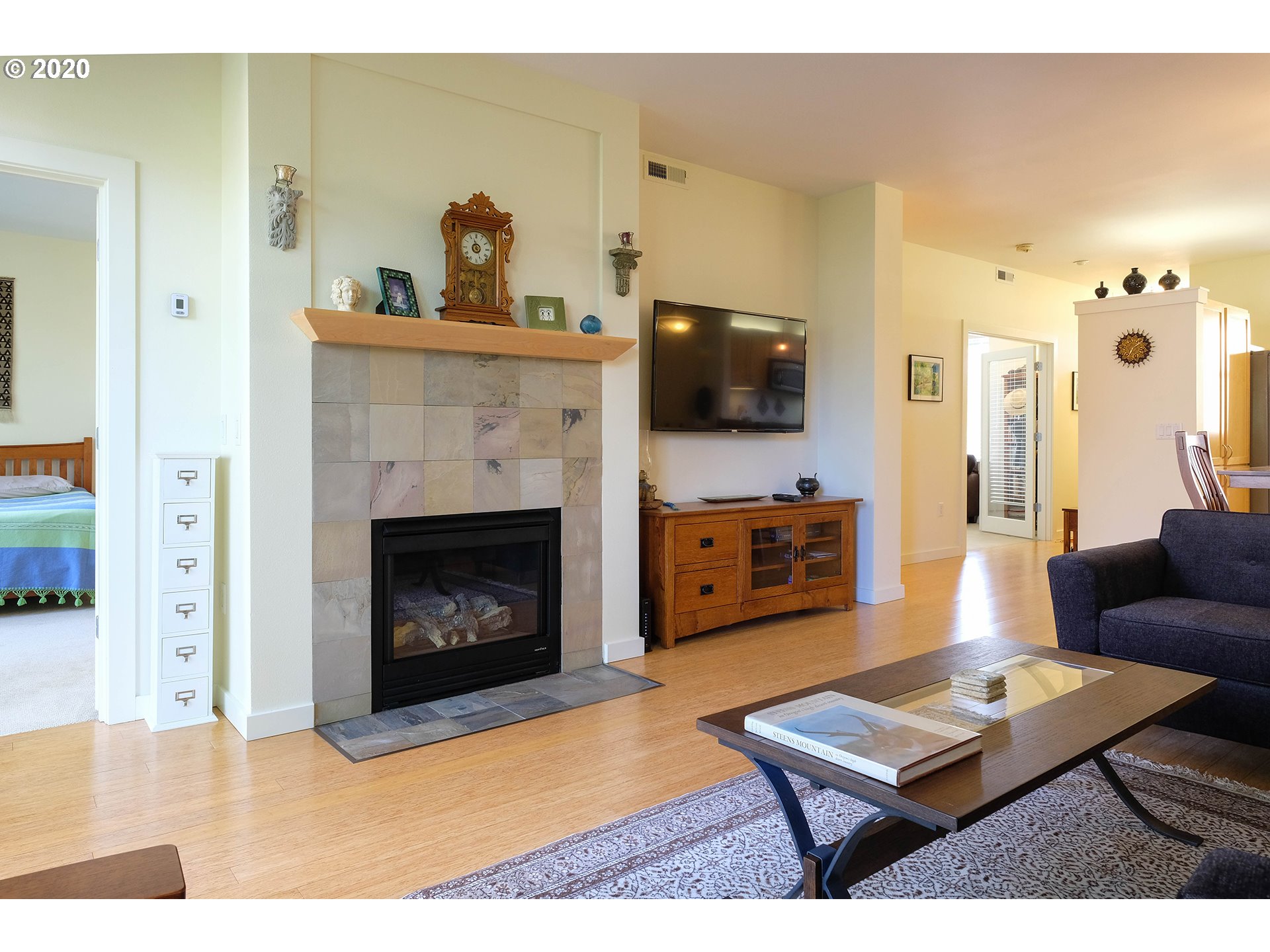 347 Rustic Place, Unit 6 Eugene, OR 97401 - Photo 11 of 32 Gallery Image 11