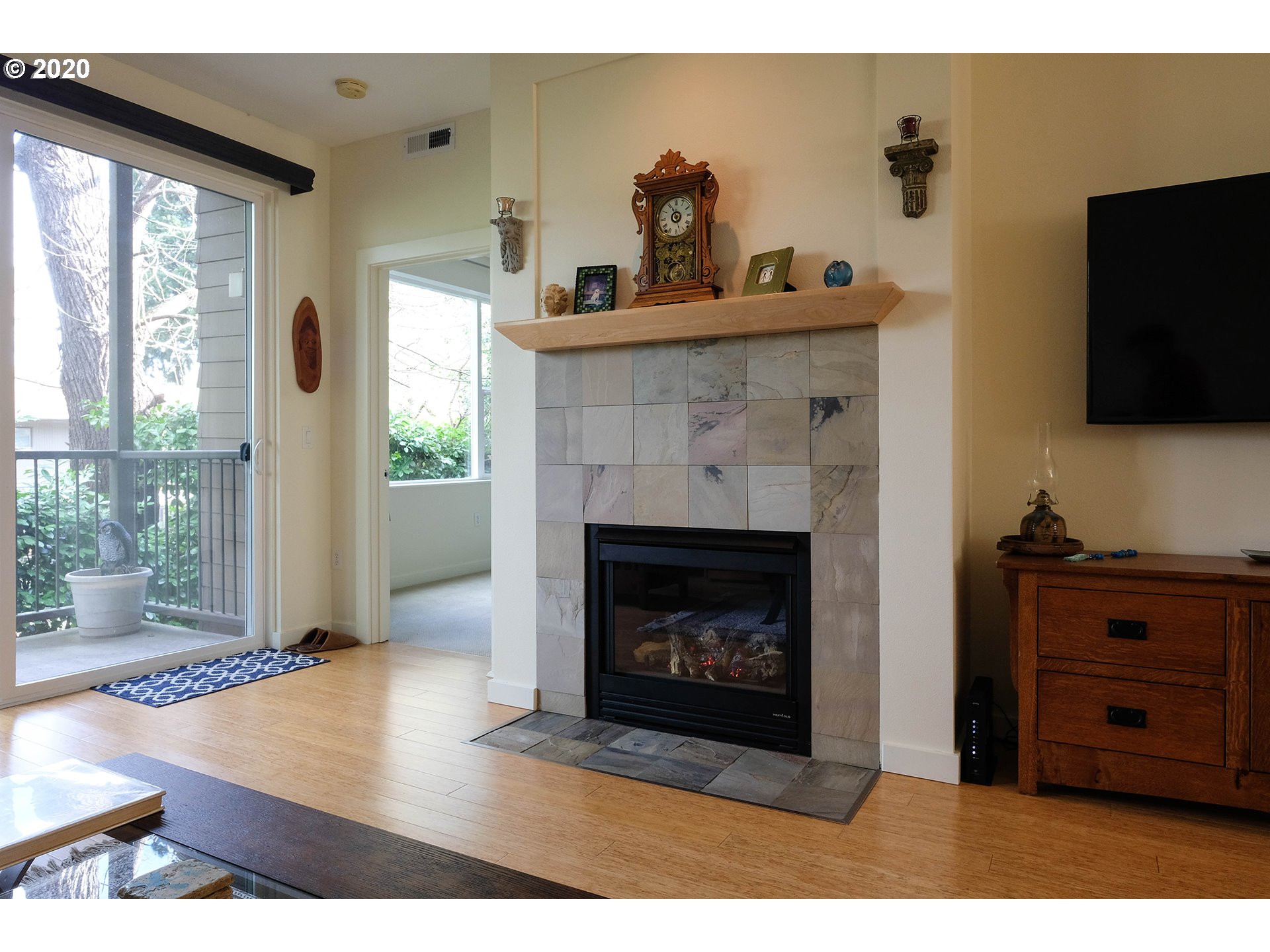 347 Rustic Place, Unit 6 Eugene, OR 97401 - Photo 10 of 32 Gallery Image 10