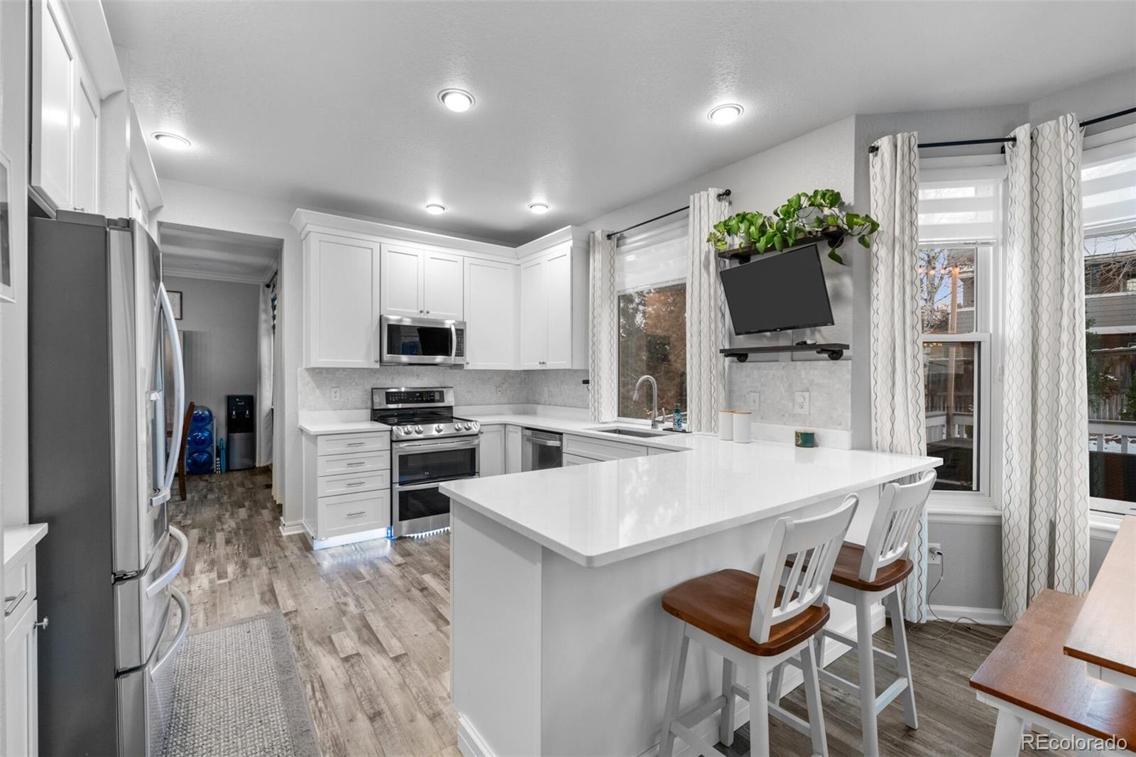 8701 Aberdeen Circle Highlands Ranch, CO 80130 - Photo 12 of 45