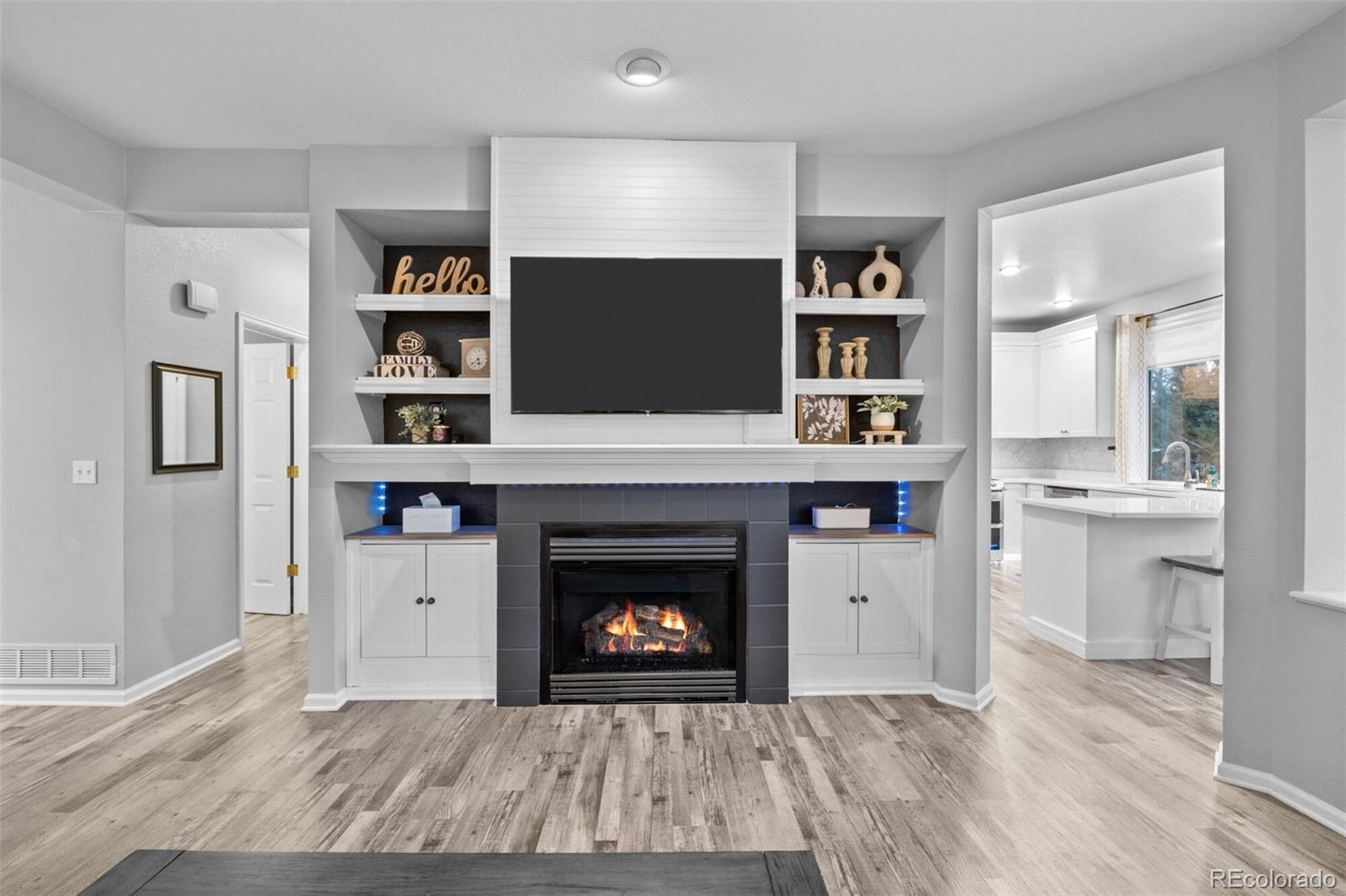 8701 Aberdeen Circle Highlands Ranch, CO 80130 - Photo 15 of 45