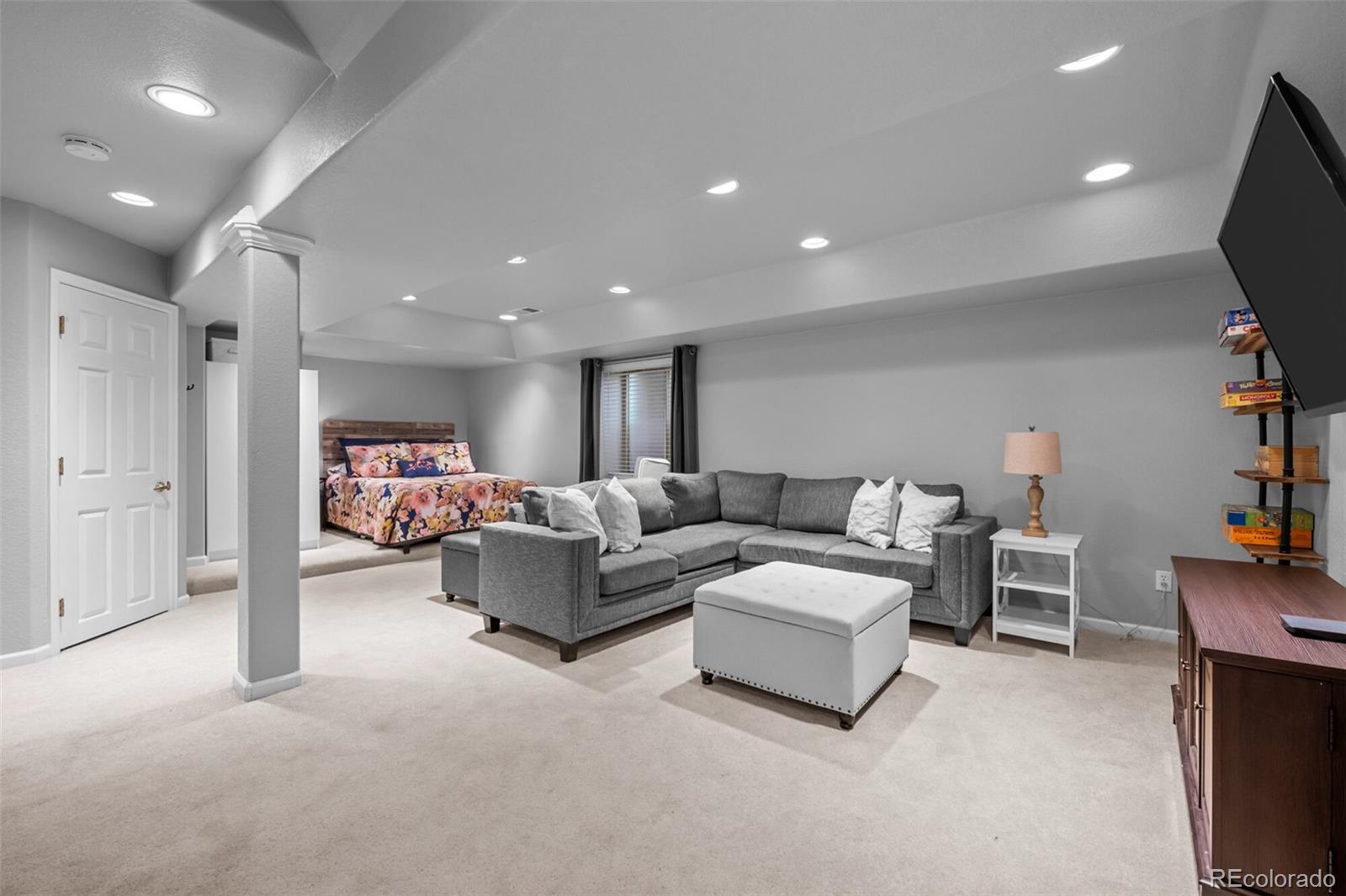 8701 Aberdeen Circle Highlands Ranch, CO 80130 - Photo 31 of 45