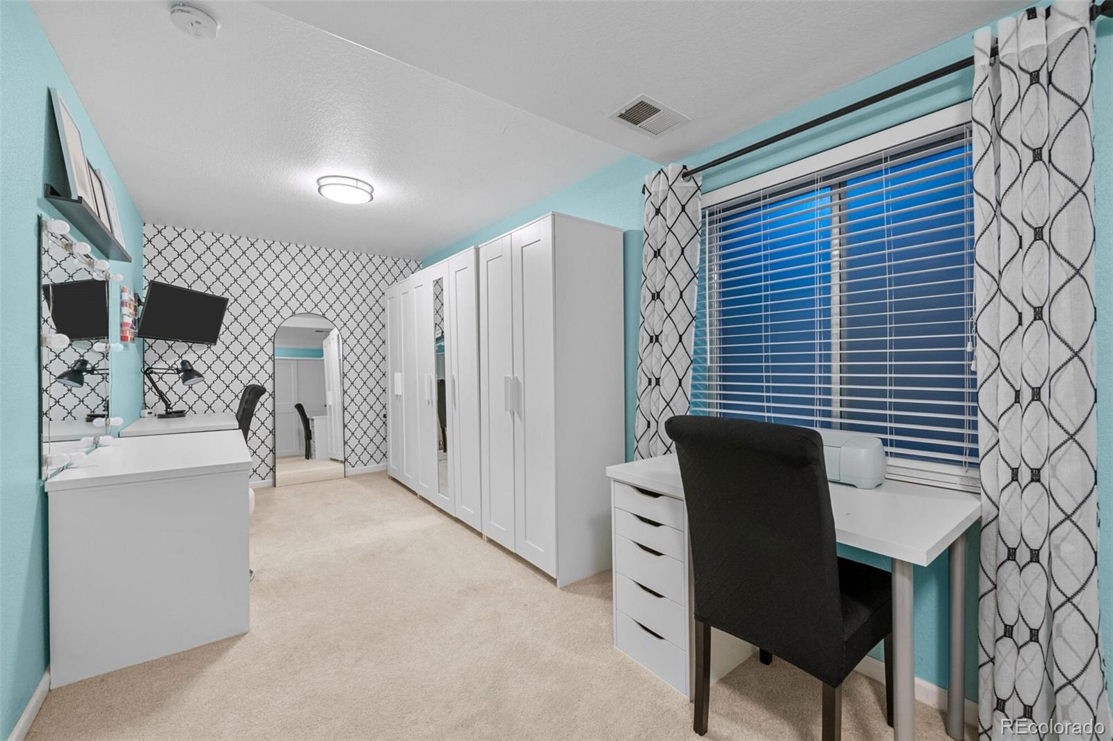 8701 Aberdeen Circle Highlands Ranch, CO 80130 - Photo 36 of 45