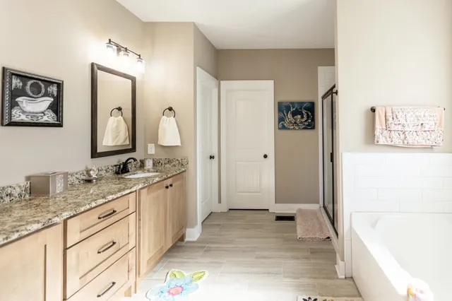 $1,250,000 | 3378 New Hall Road, Greenbrier, TN 37073