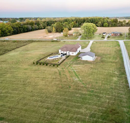 $1,250,000 | 3378 New Hall Road, Greenbrier, TN 37073