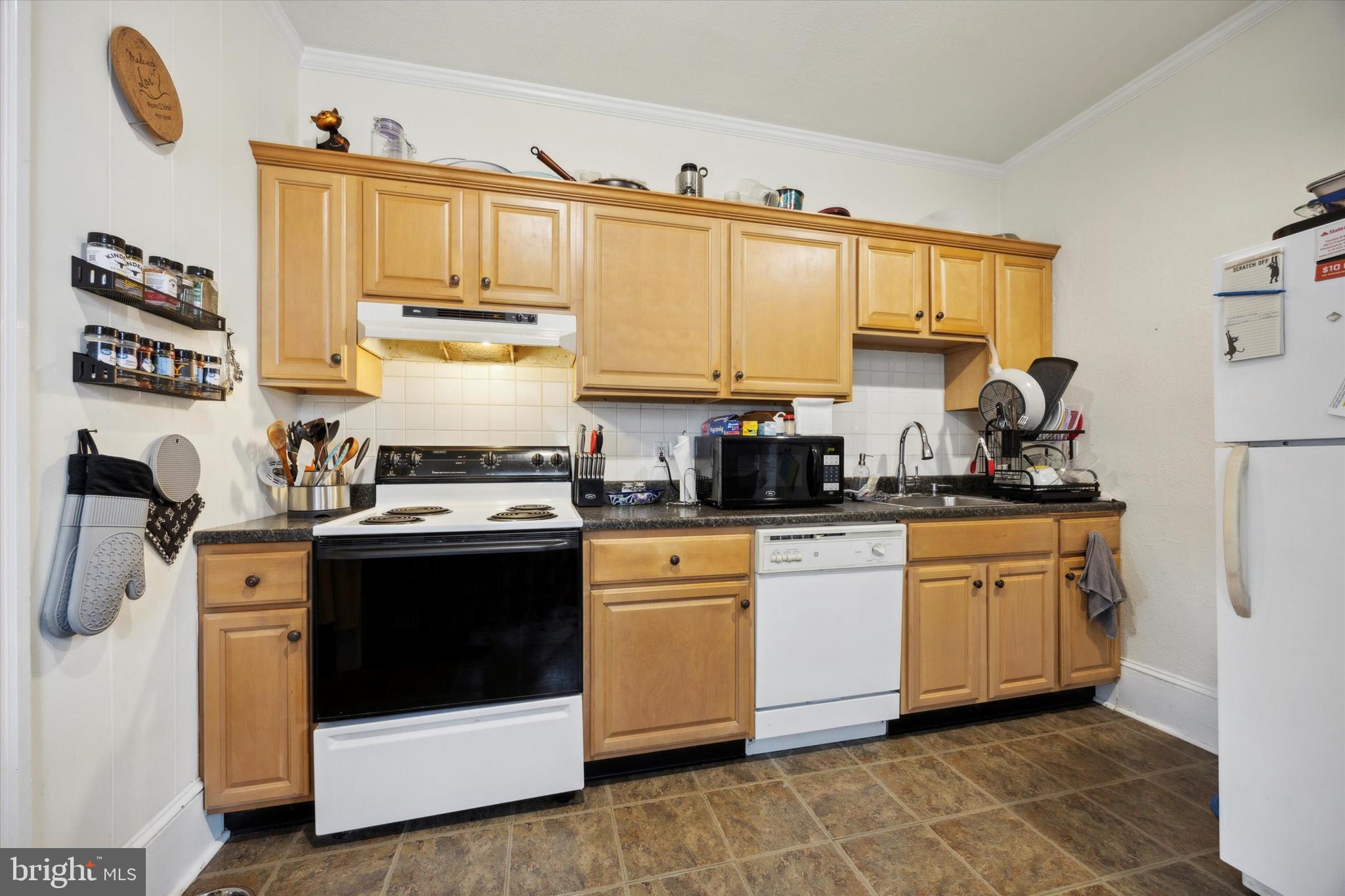 274 Old Eagle School Road Wayne, PA 19087 - Photo 20 of 23 Unit 2 Kitchen