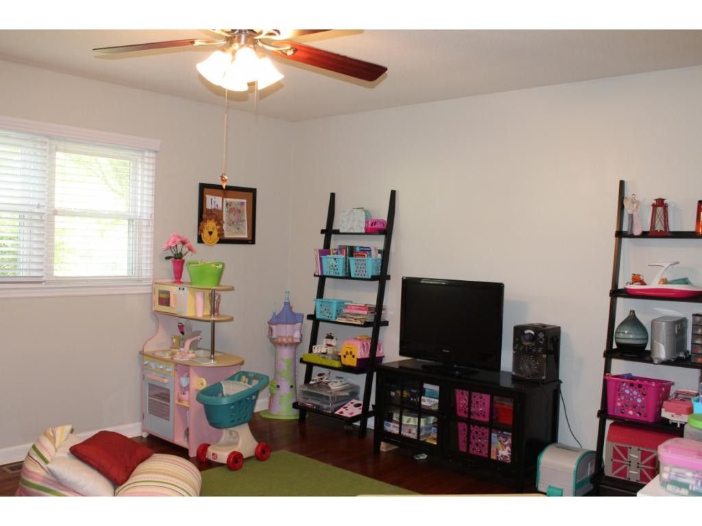 1920 Triangle Road Johnson City, TN 37604 - Photo 12 of 24 Photo 12