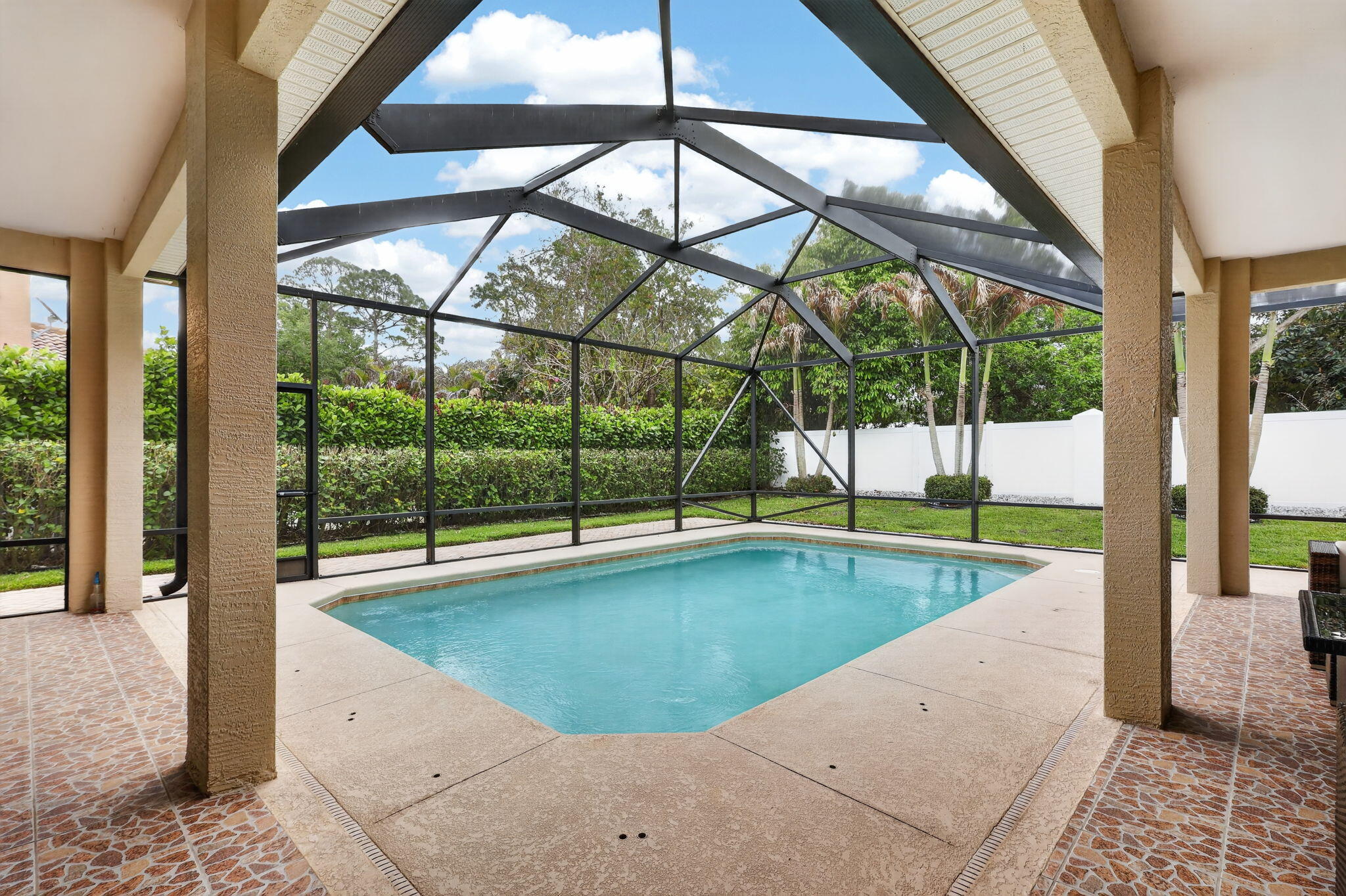 2172 Southwest Panther Trace Stuart, FL 34997 - Photo 46 of 77 46-web-or-mls-7R7A10010