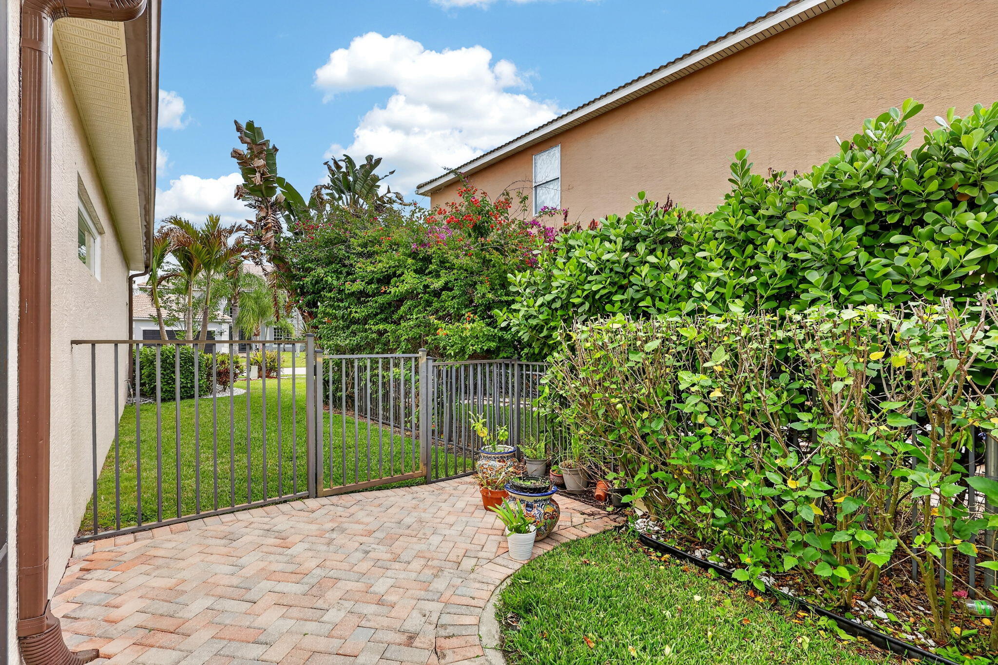2172 Southwest Panther Trace Stuart, FL 34997 - Photo 53 of 77 53-web-or-mls-7R7A9729