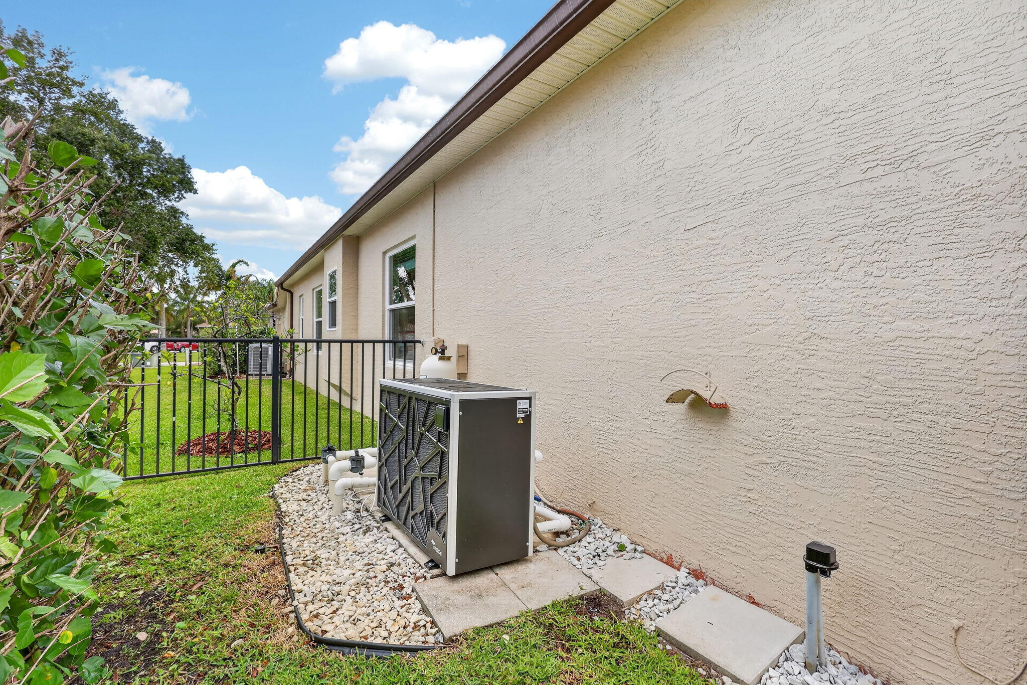 2172 Southwest Panther Trace Stuart, FL 34997 - Photo 61 of 77 61-web-or-mls-7R7A9774