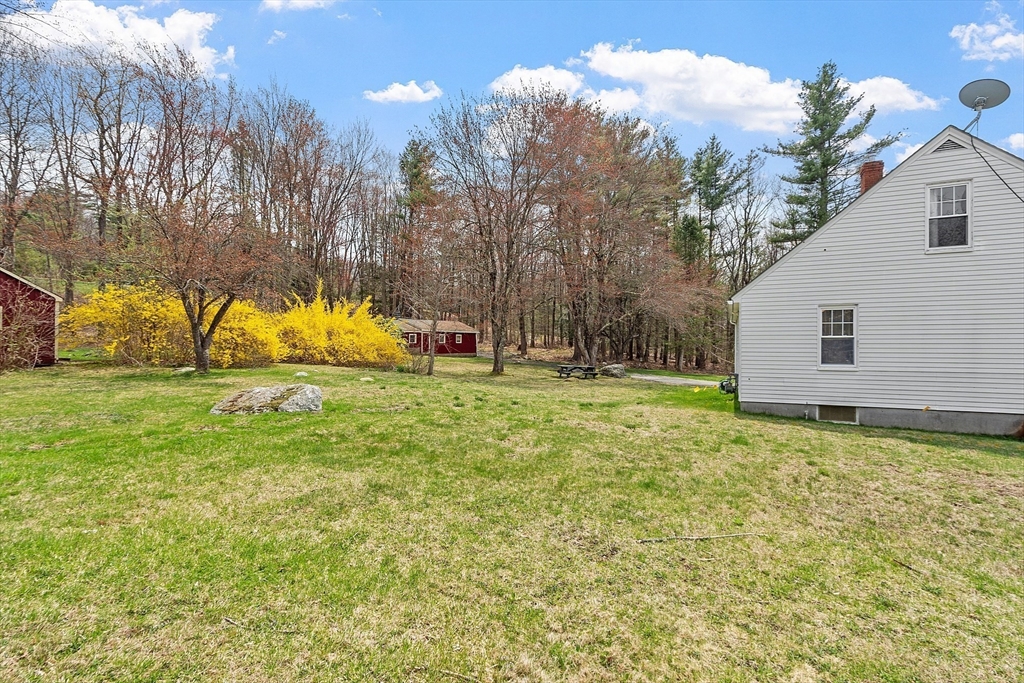811 Ashby State Road Fitchburg, MA 01420 - Photo 23 of 27 Gallery Image 23