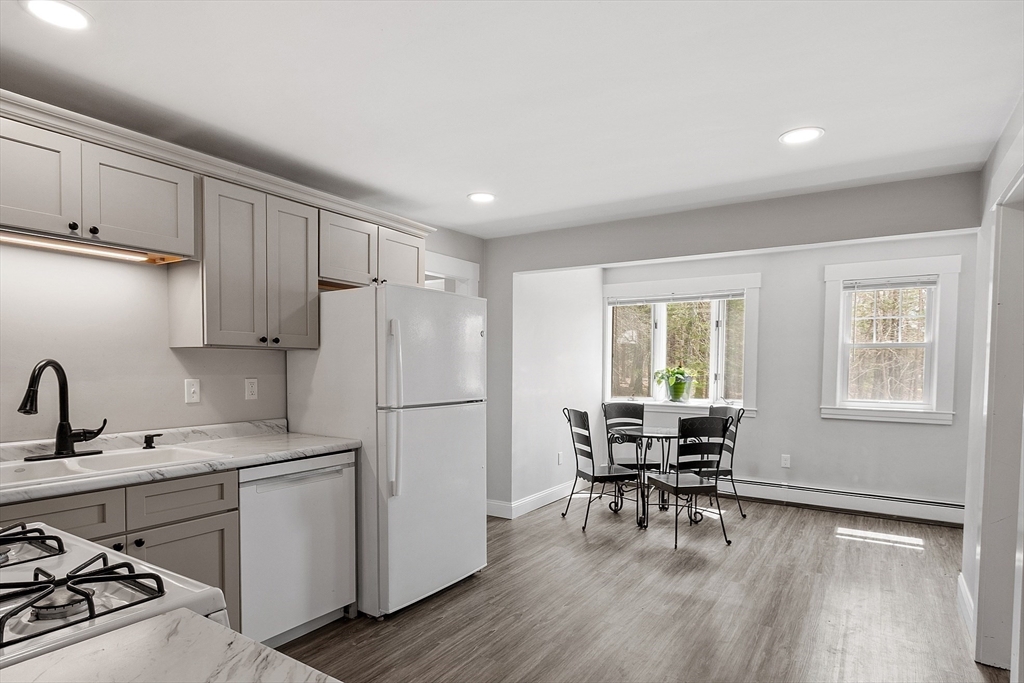811 Ashby State Road Fitchburg, MA 01420 - Photo 8 of 27 Gallery Image 8