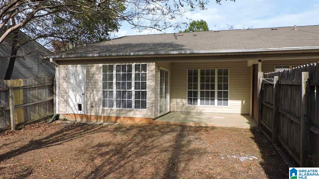 2000 Chandalar Court Pelham, AL 35124 - Photo 3 of 23