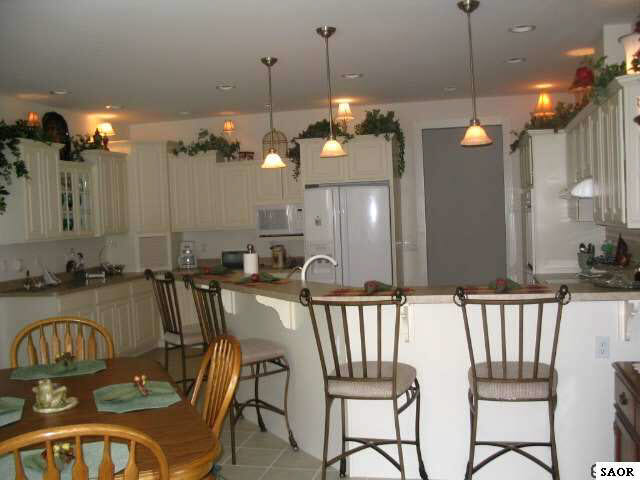 2177 Hibbard Road Owosso, MI 48867 - Photo 5 of 9 47221-4.JPG