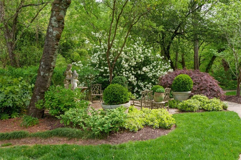 2288 Peachtree Road Northwest, Unit 4 Atlanta, GA 30309 - Photo 6 of 50 a view of a garden