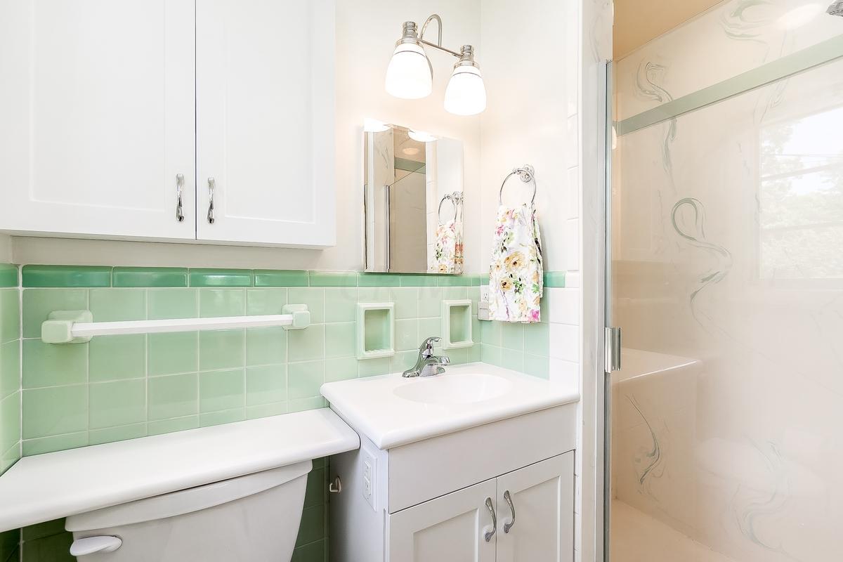 3905 Bramford Road Columbus, OH 43220 - Photo 23 of 54