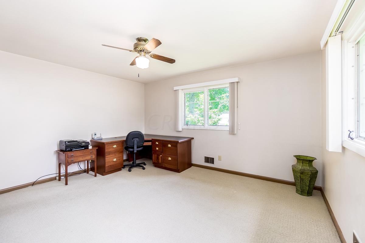 3905 Bramford Road Columbus, OH 43220 - Photo 25 of 54