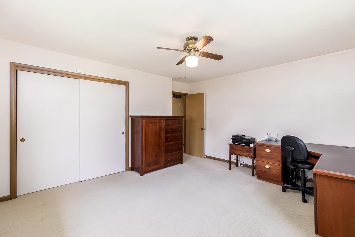 3905 Bramford Road Columbus, OH 43220 - Photo 26 of 54