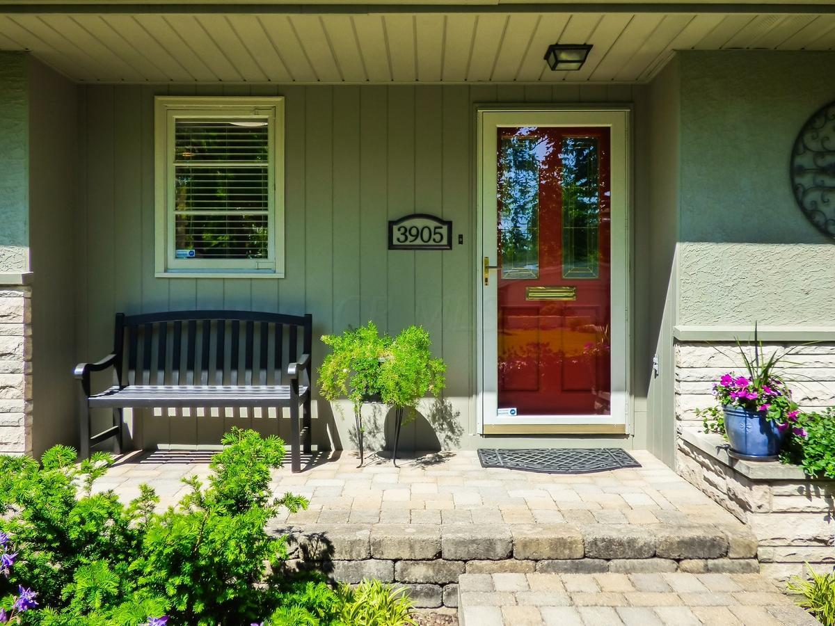 3905 Bramford Road Columbus, OH 43220 - Photo 4 of 54