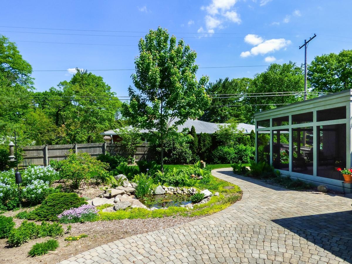 3905 Bramford Road Columbus, OH 43220 - Photo 42 of 54