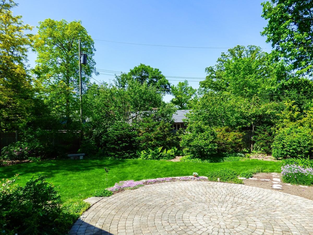 3905 Bramford Road Columbus, OH 43220 - Photo 45 of 54