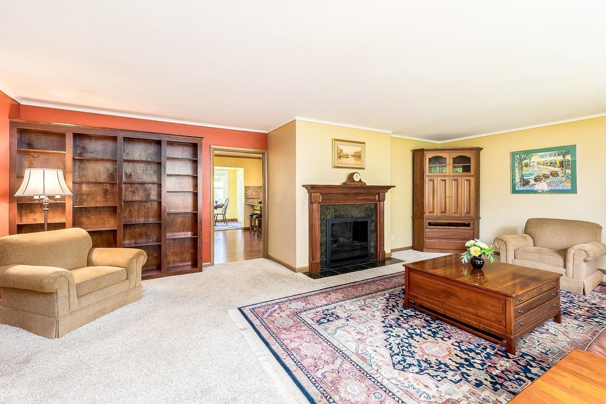 3905 Bramford Road Columbus, OH 43220 - Photo 7 of 54