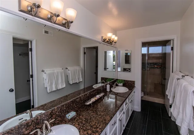 $1,500,000 | 2506 5th Street, Unit 2, Santa Monica, CA 90405