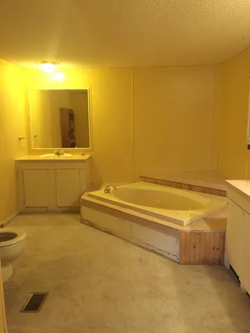 $1,000 | 8117 Delta Drive, Milton, FL 32583