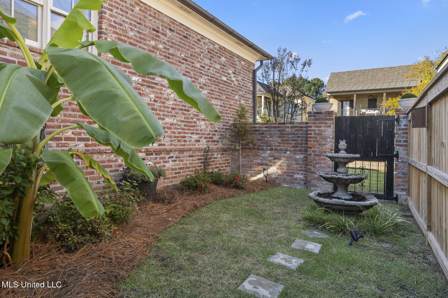 148 Harper Street Ridgeland, MS 39157 - Photo 3 of 35 148 Harper-35