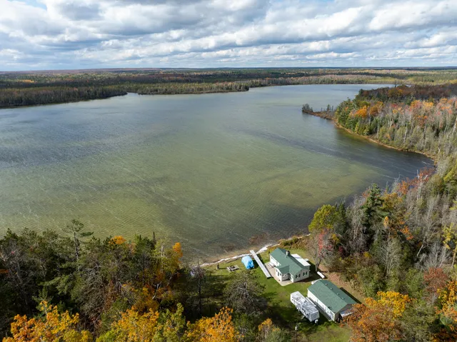 $5,000,000 | 5860 Turtle Lake Road, Gaylord, MI 49735