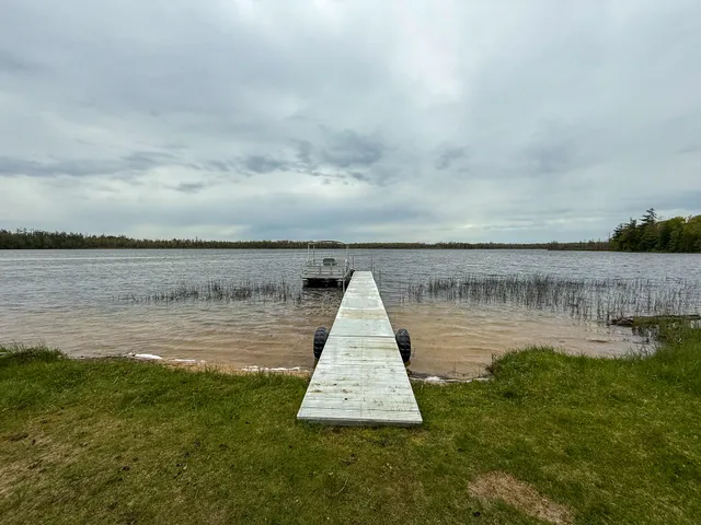 $5,000,000 | 5860 Turtle Lake Road, Gaylord, MI 49735