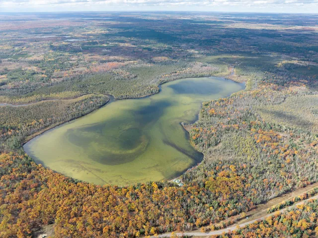 $5,000,000 | 5860 Turtle Lake Road, Gaylord, MI 49735