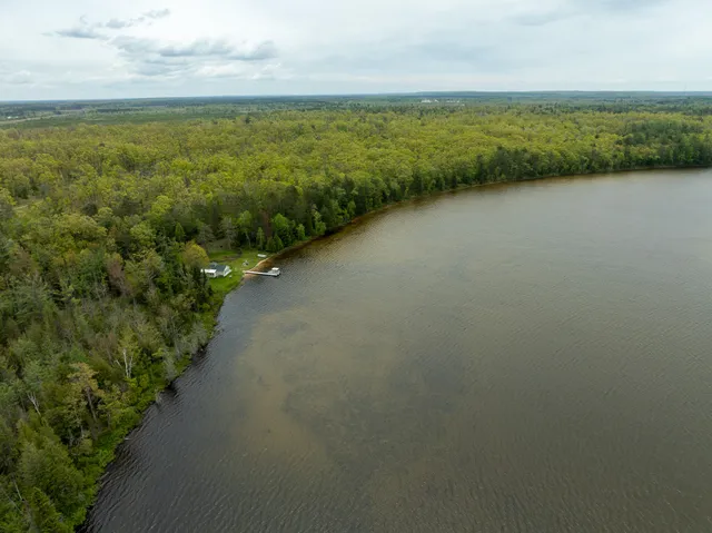 $5,000,000 | 5860 Turtle Lake Road, Gaylord, MI 49735