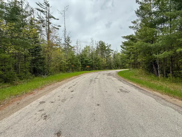 $5,000,000 | 5860 Turtle Lake Road, Gaylord, MI 49735